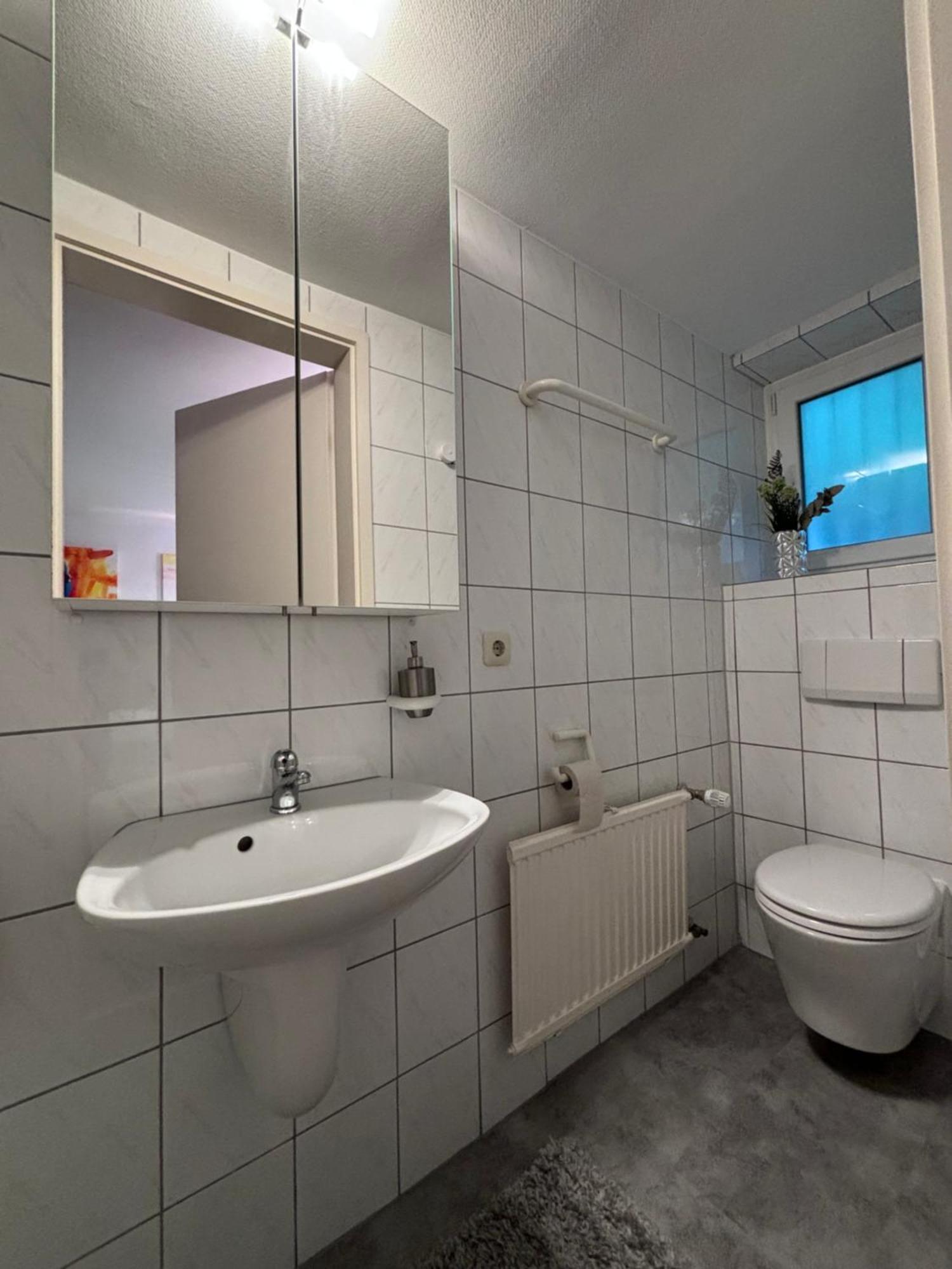 Doppelzimmer In Stuttgart-Birkach - Naehe Musicals Im Si-Zentrum, Messe, Flughafen, Uni Hohenheim 외부 사진